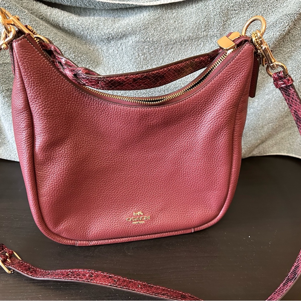 Coach Maroon Leather Shoulder Bag